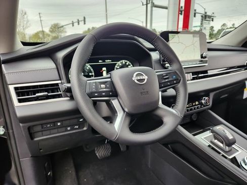 New 2026 Nissan Rogue SL image 8