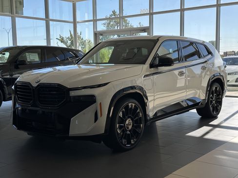 New 2026 BMW XM Label Red image 2