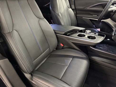 Certified 2024 Cadillac Lyriq Sport RWD image 49