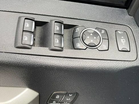 Used 2020 Ford F250 Lariat w/ Lariat Ultimate Package image 19