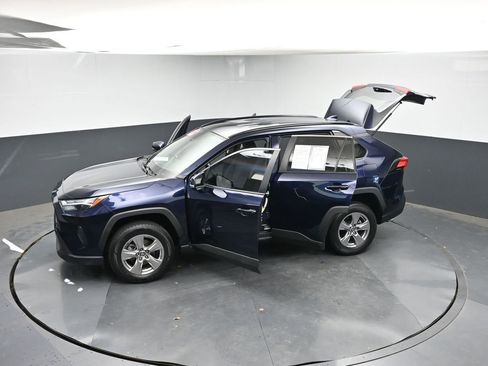 Used 2022 Toyota RAV4 XLE image 44
