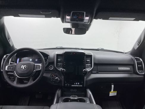 New 2026 RAM 1500 Big Horn AWD/4WD image 6