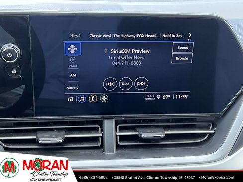 Certified 2024 Chevrolet Trax RS FWD image 20