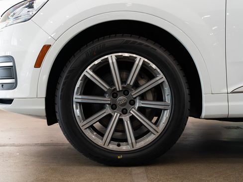 Used 2018 Audi Q7 3.0T Premium Plus w/ Premium Plus Package AWD/4WD image 7