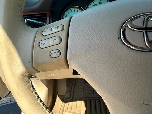 Used 2006 Toyota Solara SE FWD image 11