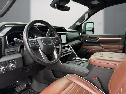 Used 2025 GMC Sierra 2500 Denali Ultimate AWD/4WD image 15