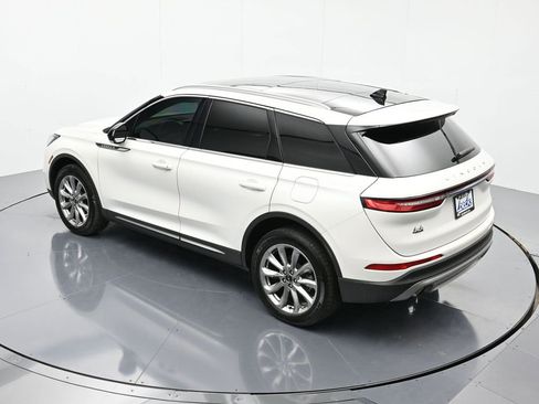 Used 2022 Lincoln Corsair FWD w/ Premium Package image 45