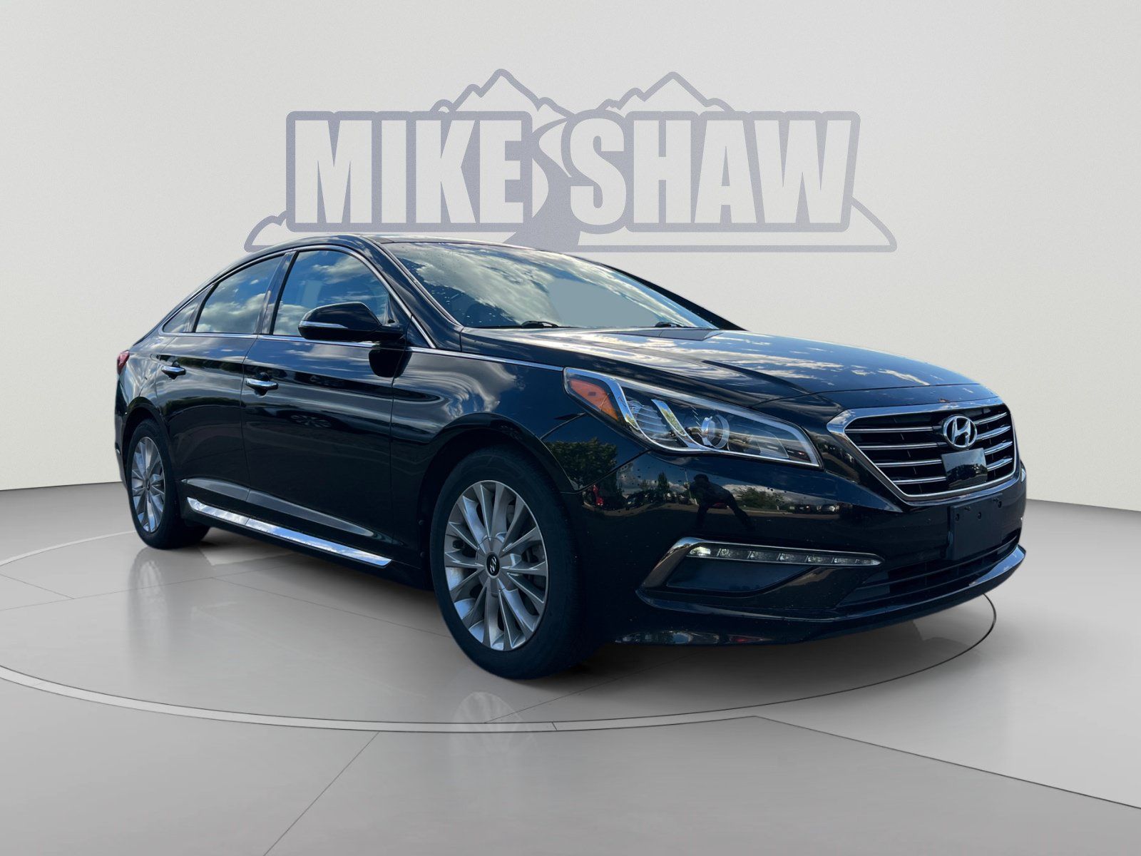 Used 2015 Hyundai Sonata Limited w/ Option Group 06 FWD image 7