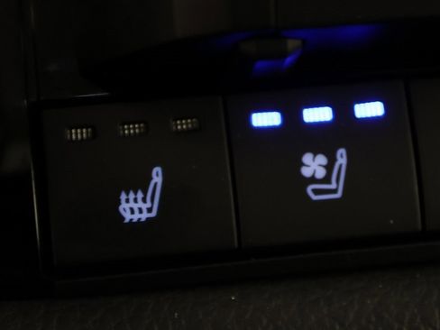 Used 2022 Toyota Tundra TRD Pro w/ Security Package (TMS) image 32