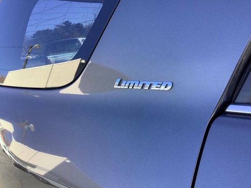 Used 2015 Toyota 4Runner Limited image 24