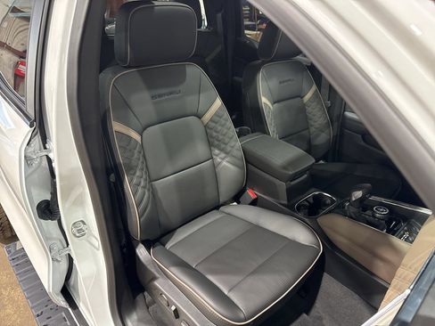 New 2026 GMC Canyon Denali image 39