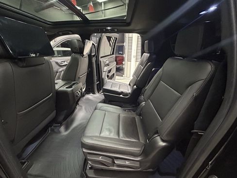 Used 2021 Chevrolet Suburban LT w/ Rear Media and Nav Package image 50