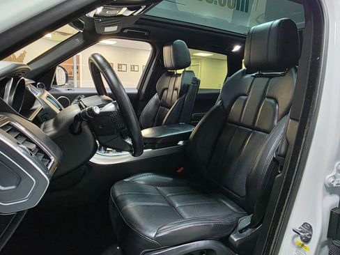 Used 2017 Land Rover Range Rover Sport SE AWD/4WD image 15