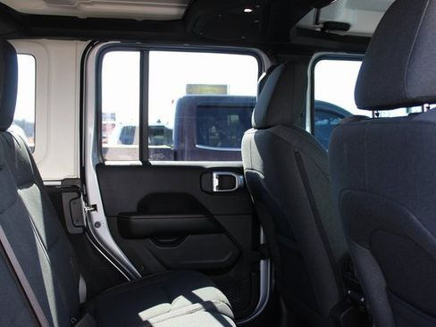 Used 2024 Jeep Wrangler Sahara w/ Technology Group image 21