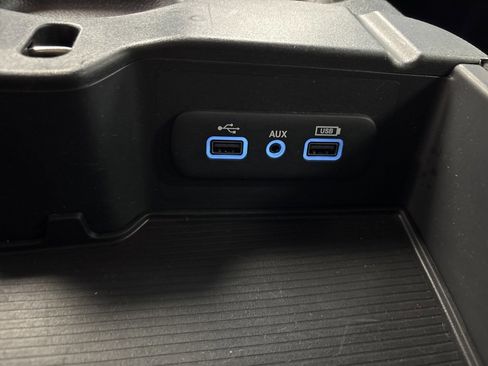 Used 2024 RAM 1500 Classic SLT image 31