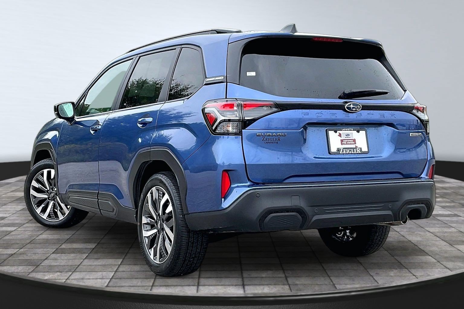 Certified 2026 Subaru Forester Touring AWD/4WD image 11