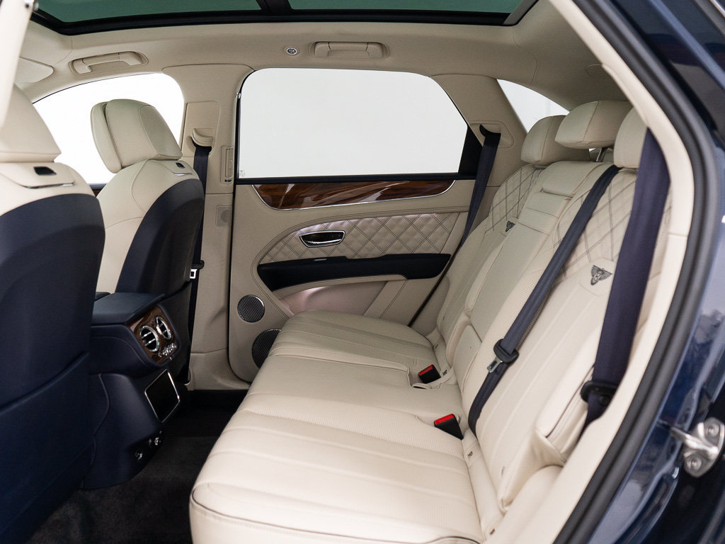 Certified 2022 Bentley Bentayga AWD/4WD image 24