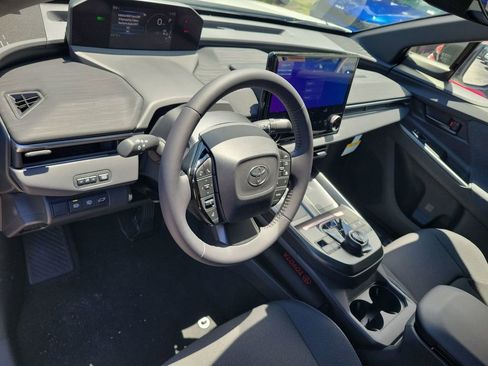 New 2026 Toyota C-HR w/ Cold Weather Package AWD/4WD image 7