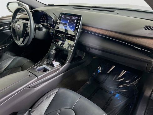 Certified 2021 Toyota Avalon XLE image 26