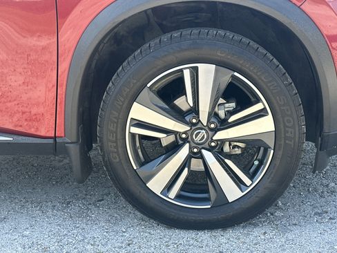 Used 2021 Nissan Rogue SL image 12