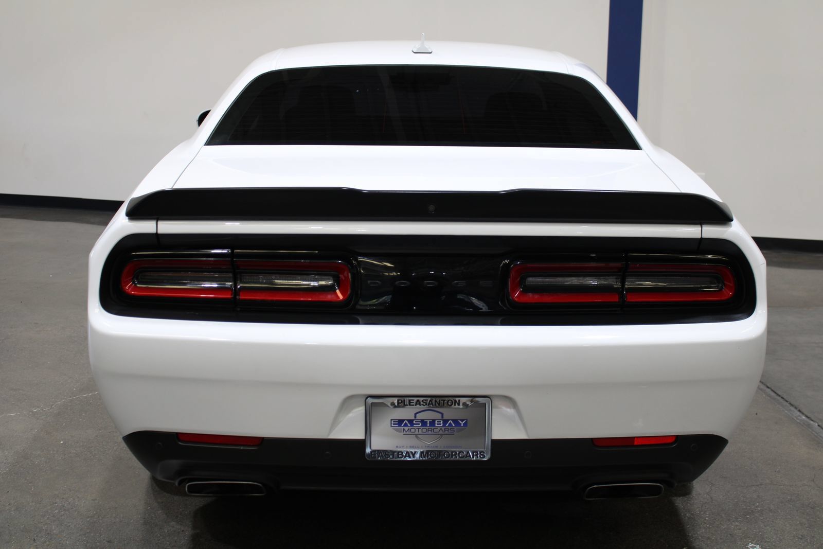 Used 2022 Dodge Challenger R/T w/ Blacktop Package RWD image 10
