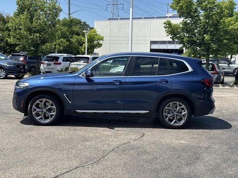 Used 2023 BMW X3 xDrive30i w/ Premium Package AWD/4WD image 8