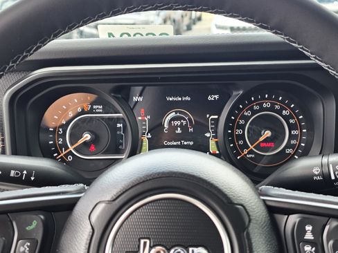 New 2026 Jeep Gladiator Mojave AWD/4WD image 14