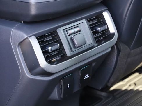 Used 2021 Ford F150 Platinum w/ FX4 Off-Road Package image 16