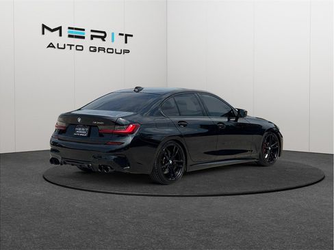 Used 2022 BMW M340i RWD image 9