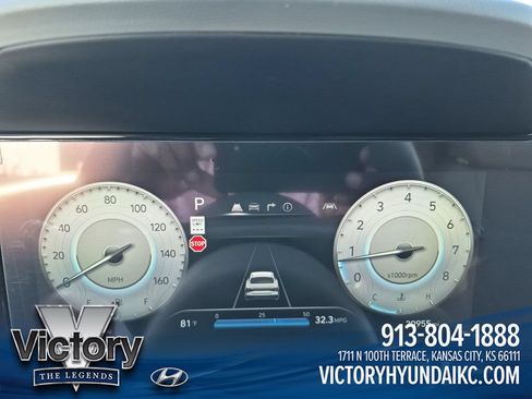 Used 2024 Hyundai Elantra SEL FWD image 19