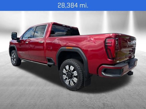 Used 2024 GMC Sierra 2500 Denali w/ Denali Reserve Package AWD/4WD image 3