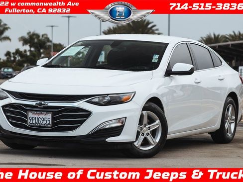 Used 2022 Chevrolet Malibu LS image 1