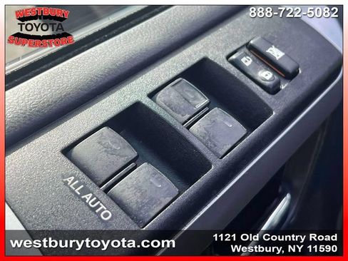 Used 2022 Toyota 4Runner SR5 Premium w/ Moonroof Package AWD/4WD image 20