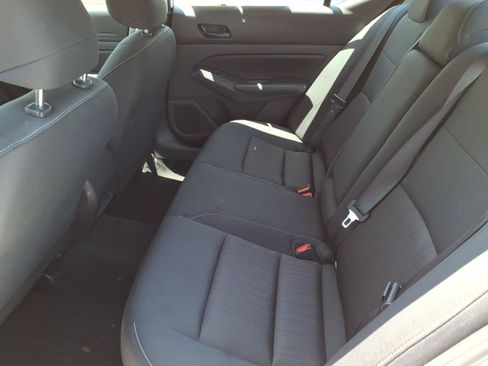Certified 2025 Nissan Altima 2.5 S FWD image 9