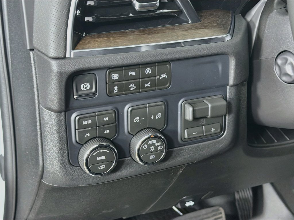 New 2026 Chevrolet Tahoe High Country AWD/4WD image 10