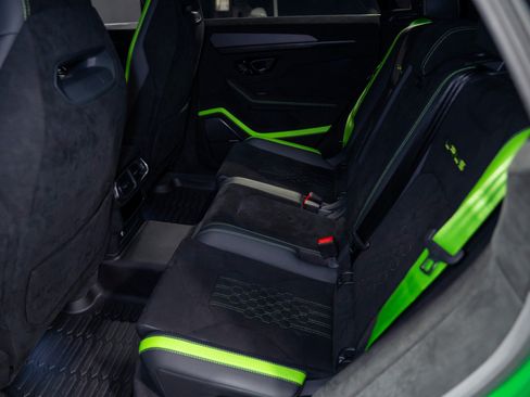 Used 2023 Lamborghini Urus Performante AWD/4WD image 51