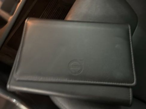 Used 2016 Volvo XC60 T5 Platinum w/ Climate Package image 32