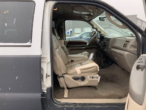 Used 2003 Ford F250 XL image 15