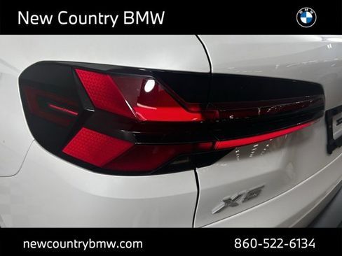 New 2026 BMW X5 xDrive40i w/ Climate Comfort Package image 32