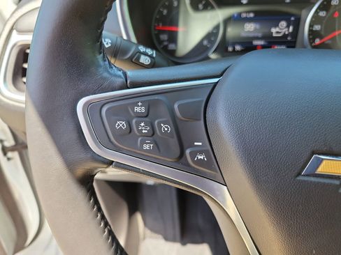 Used 2022 Chevrolet Equinox LT FWD image 27