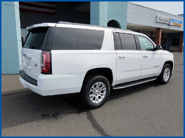 Used 2020 GMC Yukon XL SLT AWD/4WD image 7