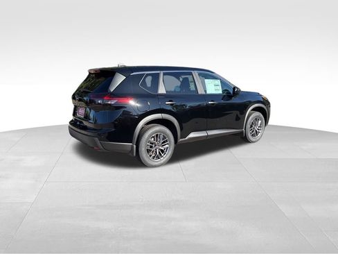 New 2026 Nissan Rogue S image 5