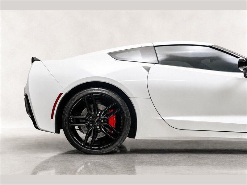 Used 2016 Chevrolet Corvette Stingray Coupe w/ 3LT Preferred Equipment Group RWD image 6