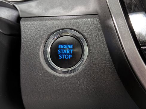 Certified 2023 Toyota Camry SE image 32