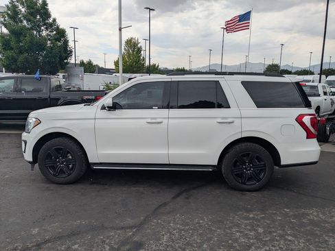 Used 2021 Ford Expedition XLT AWD/4WD image 9