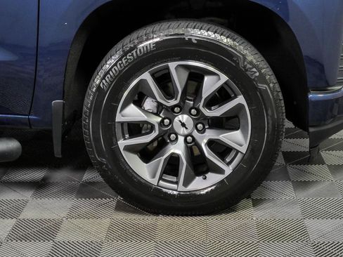 Certified 2021 Chevrolet Silverado 1500 RST AWD/4WD image 35