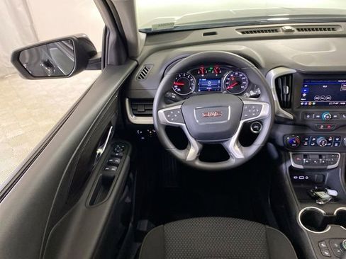 Used 2023 GMC Terrain SLE w/ Driver Convenience Package FWD image 33