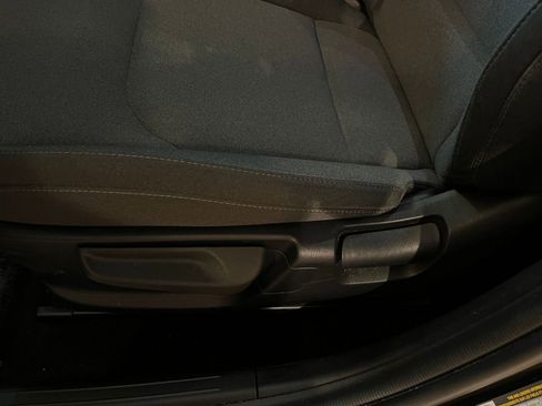 Used 2025 Kia K4 FWD image 22