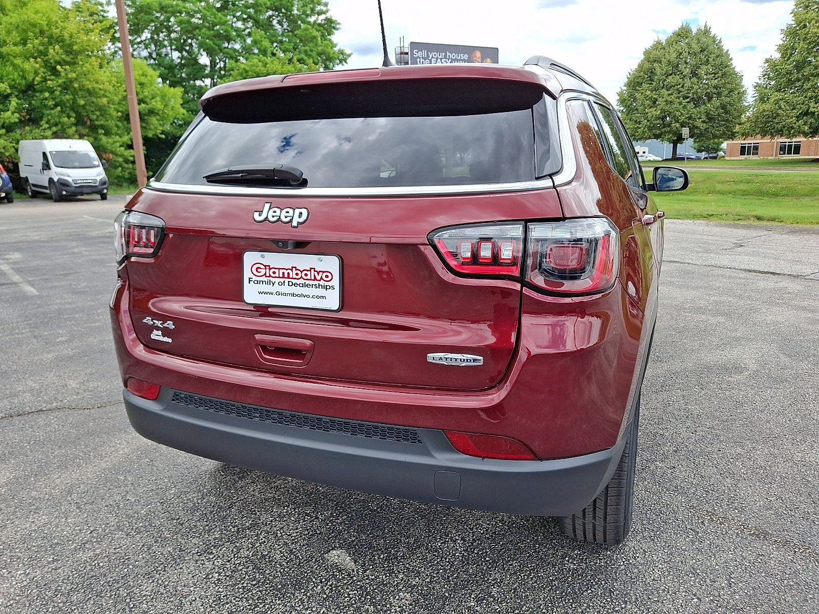 Certified 2022 Jeep Compass Latitude w/ Convenience Group AWD/4WD image 11