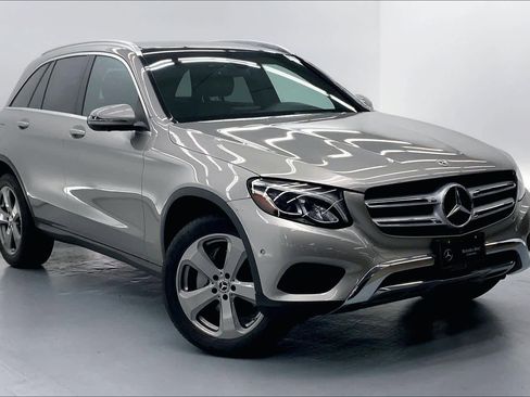 Used 2019 Mercedes-Benz GLC 300 image 6
